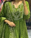 Women's Embroidered& pitten Work Printed Cotton kurta & Pant with Malmal dupatta set